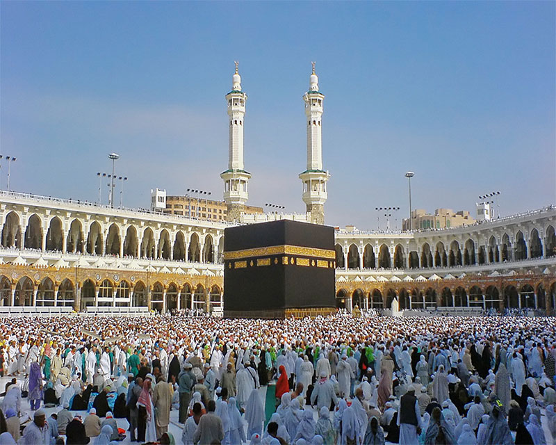 <a style="pointer-events: none;">5-Star Ramadan Umrah Package for 7 Nights – All-inclusive </a><p class="prce"><span class="small">From</span> <span class="prceclr">£1275.00</span></p> <hr><p>      <ul class="custom_scroll"><li>4 nights in Makkah at Al Massa Grand Hotel</li>                  <li>3 nights in Medina at Le Bosphorus Hotel Madinah</li>                  <li>Flights from London, Manchester, Birmingham, Bradford, and Scotland</li>                  <li>Hotel in Makkah and Medina, Visa, Return Flights, Transport, and Ziyarat included </li></ul></p>           <span><a href="https://wa.me/+447383662241" target="_blank"> <img src="https://almusafirtravel.co.uk/wp-content/uploads/2025/05/chat.png" class="tel3"/> <a/>                 <a href="https://almusafirtravel.co.uk/book-it-now/" class="tel2"><button>Enquire Now <i class="fa-solid fa-circle-chevron-right"></i></button></a> </span>
